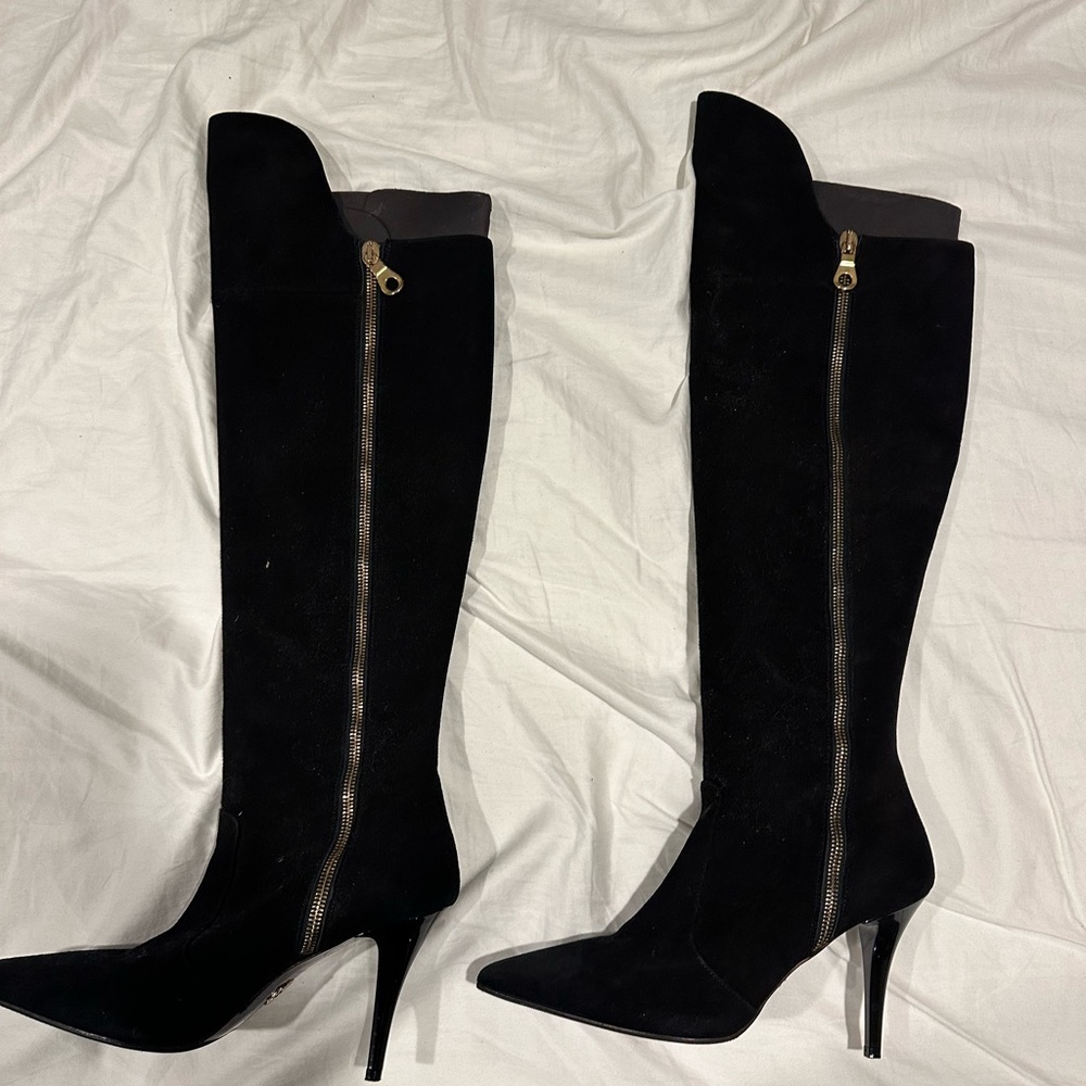 Carlo Pazolini Knee High Boots 🖤